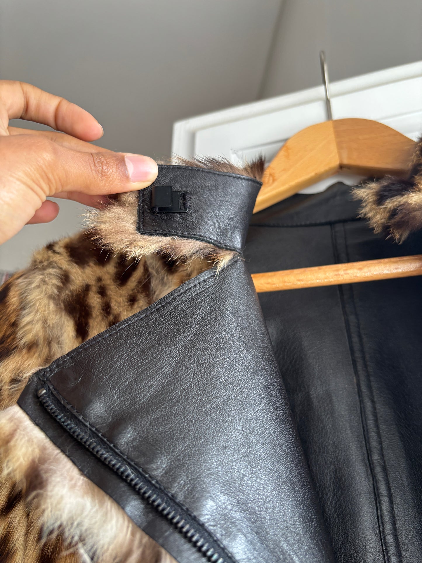 Gucci by Tom Ford 1999 Leopard Print Fur Coat