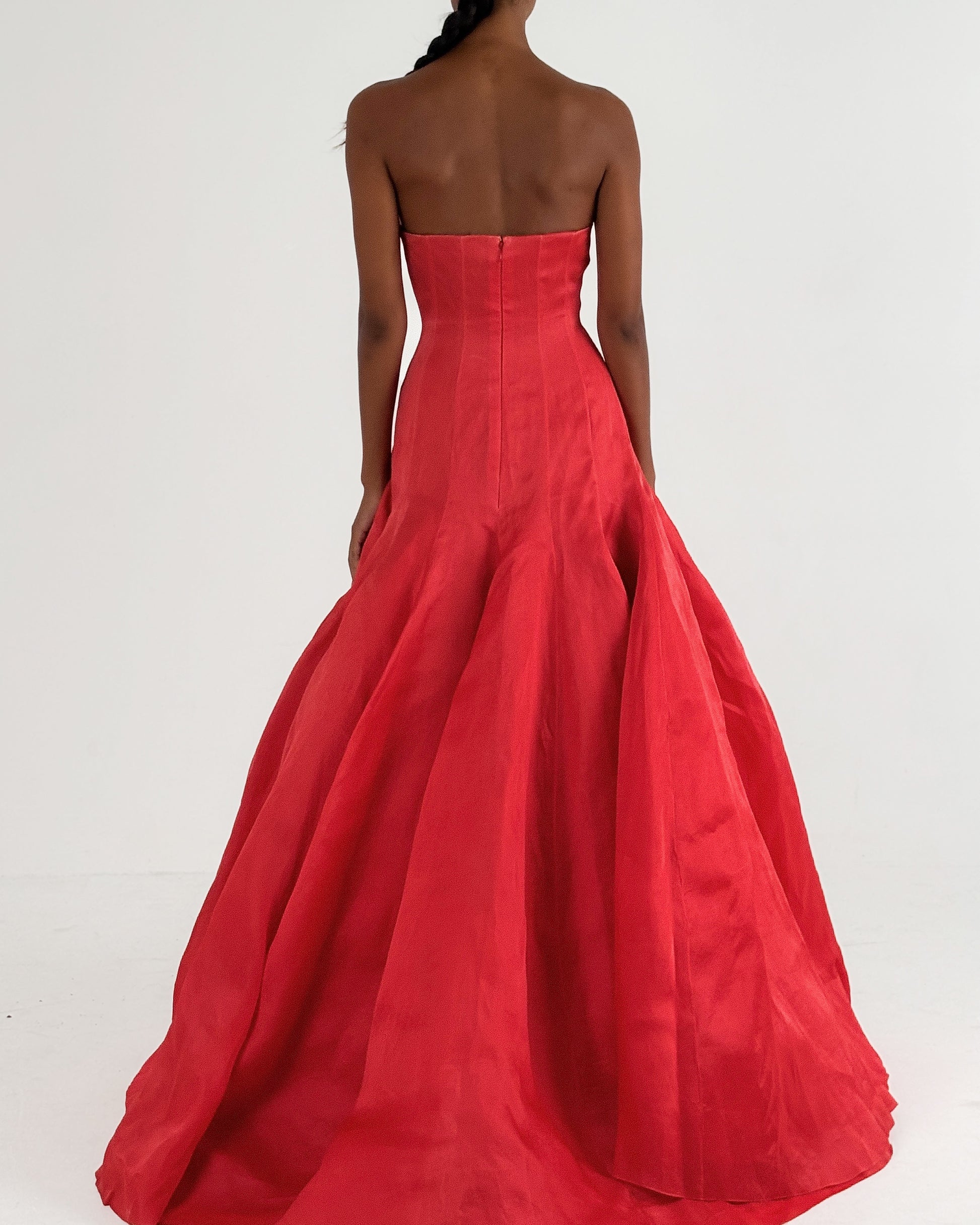 dior haute couture red dress Christian Dior Fall 2004 Couture Collection